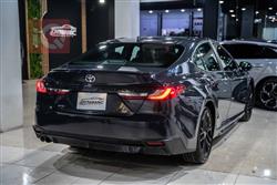 تۆیۆتا کامری